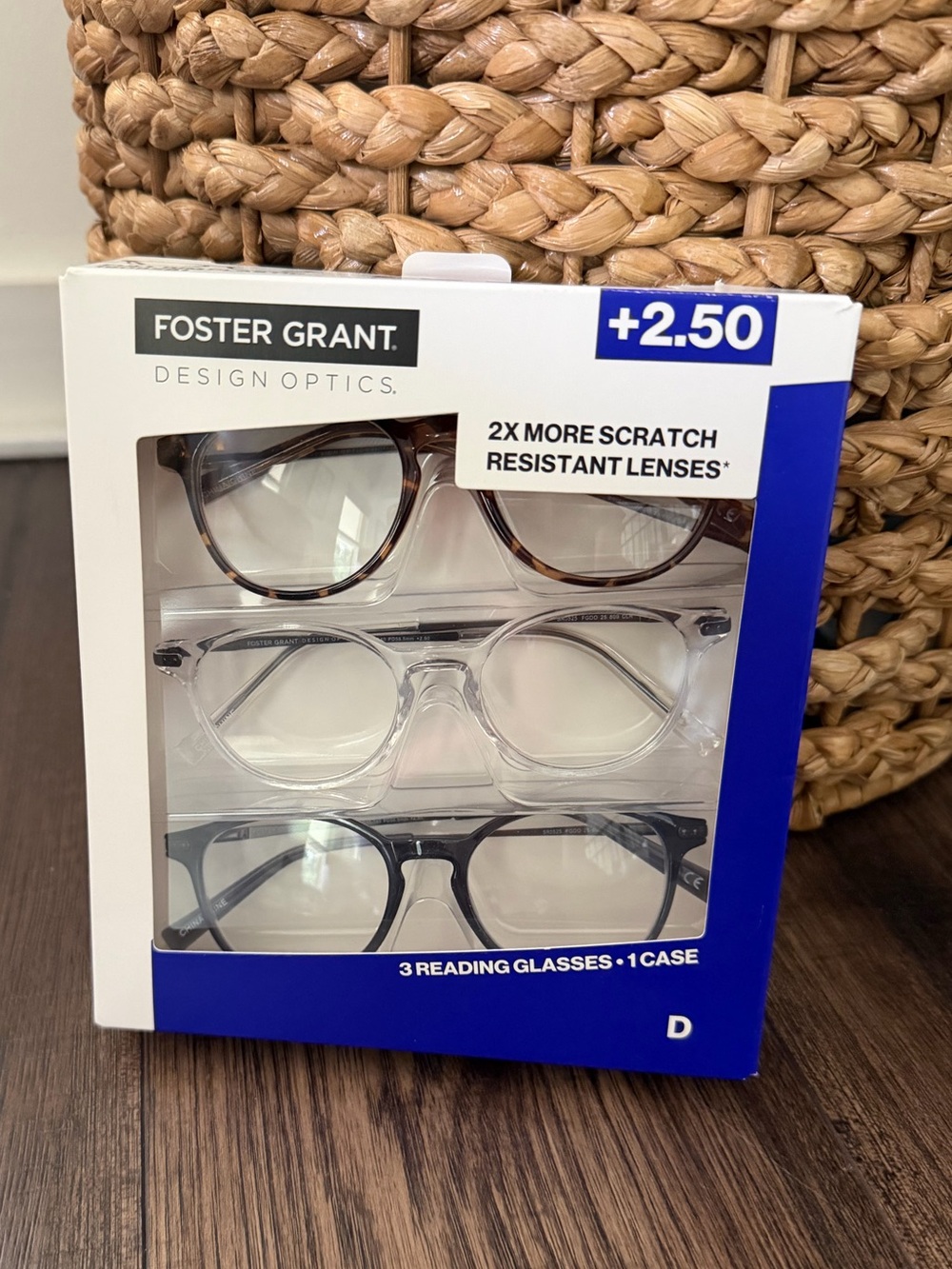 Design Optics by Foster Grant, +2.50 D, Reading Glass 3 pack D. New